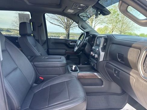 Used 2022 GMC Sierra 1500 SLT w/ SLT Premium Plus Package image 9
