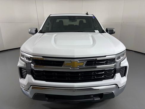 Used 2024 Chevrolet Silverado 1500 LT image 4
