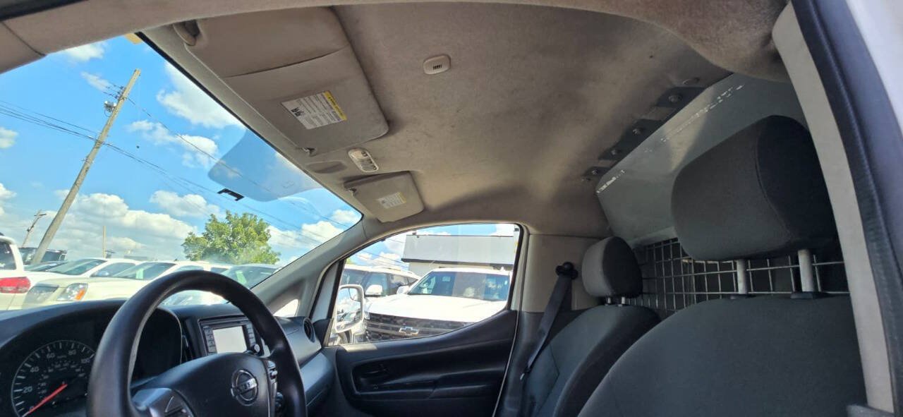 Used 2018 Nissan NV200 SV w/ Navigation Package FWD image 11