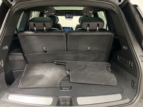 New 2026 Cadillac Vistiq Luxury image 6