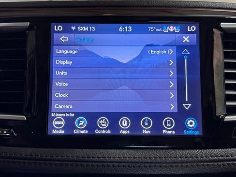 Used 2020 Chrysler Pacifica Limited FWD image 35