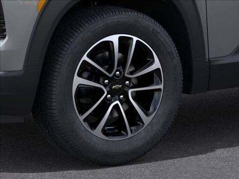 New 2026 Chevrolet TrailBlazer LT w/ Convenience Package AWD/4WD image 11