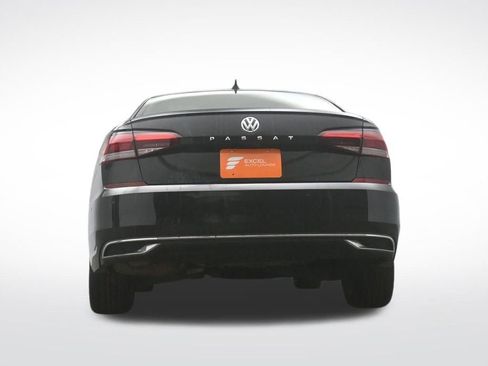Used 2020 Volkswagen Passat 2.0T SEL image 36