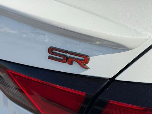 New 2025 Nissan Altima 2.5 SR image 8