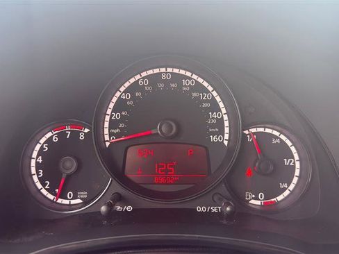 Used 2015 Volkswagen Beetle 1.8T FWD image 20