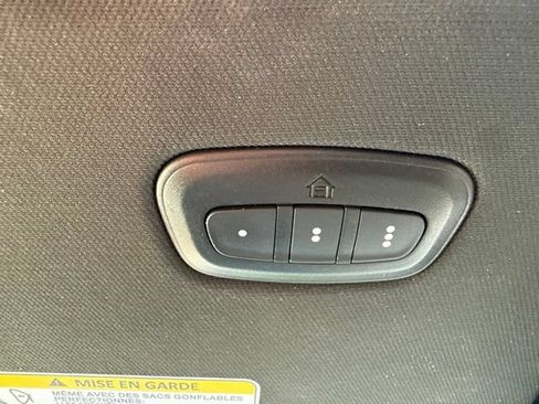 Used 2023 RAM 1500 Limited w/ Body Color Bumper Group AWD/4WD image 35