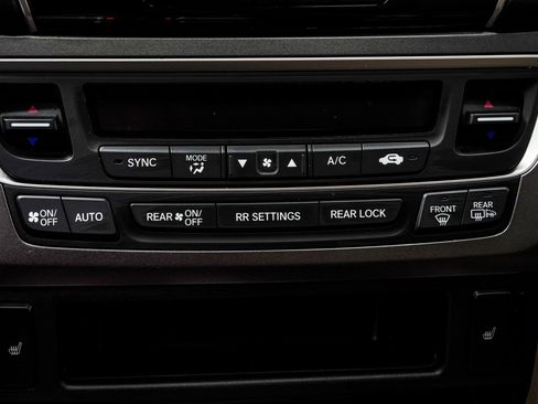 Used 2022 Honda Pilot Special Edition image 21