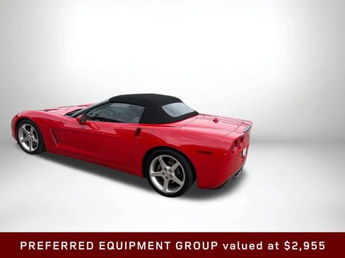 Used 2005 Chevrolet Corvette Convertible w/ Preferred Equipment Group RWD image 4