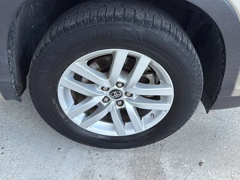 Used 2016 Toyota Highlander LE FWD image 47