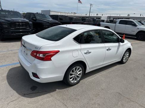Used 2019 Nissan Sentra SV FWD image 17