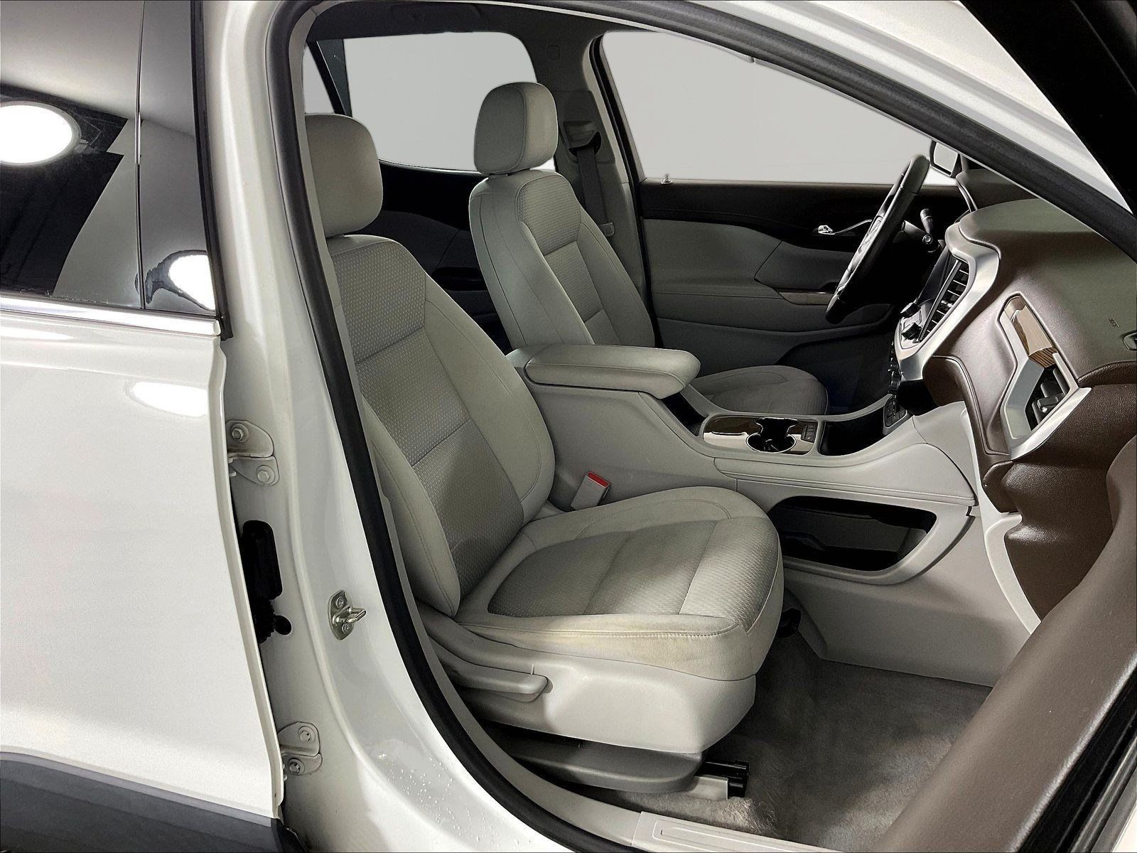Used 2021 GMC Acadia SLE FWD image 29