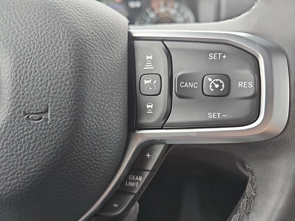 Used 2025 RAM 1500 Big Horn AWD/4WD image 17