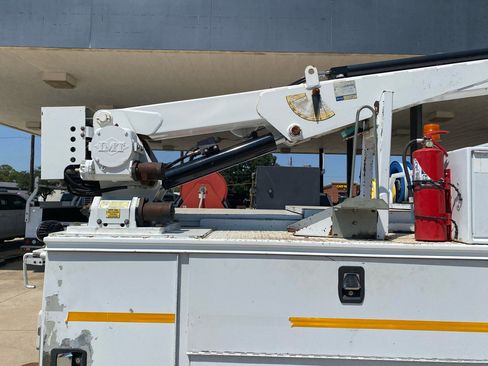 Used 2011 Ford F550 2WD Regular Cab Super Duty w/ Payload Upgrade Pkg image 13