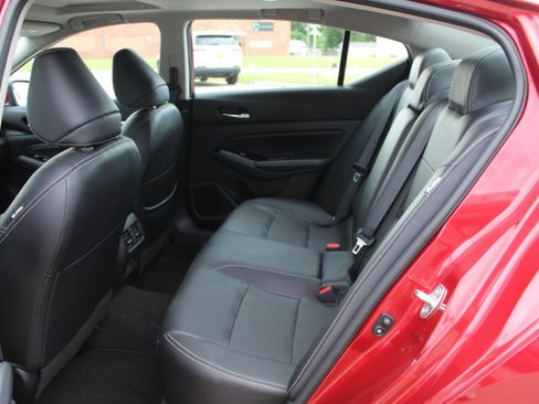 Used 2023 Nissan Altima 2.5 SL AWD/4WD image 22