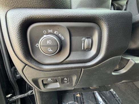 Used 2023 RAM 1500 Big Horn image 12