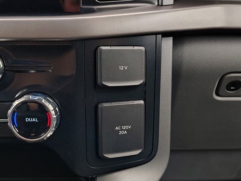 New 2025 Ford F150 Lightning XLT image 40