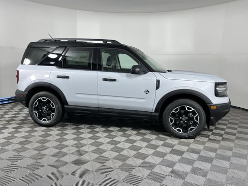 New 2026 Ford Bronco Sport Outer Banks AWD/4WD image 6