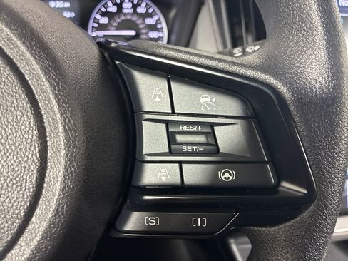Certified 2025 Subaru Crosstrek 2.0i Premium image 21