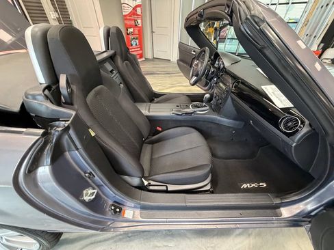 Used 2007 MAZDA MX-5 Miata Touring RWD image 34