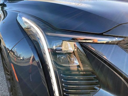 Used 2025 Cadillac CT5 V Blackwing RWD image 31