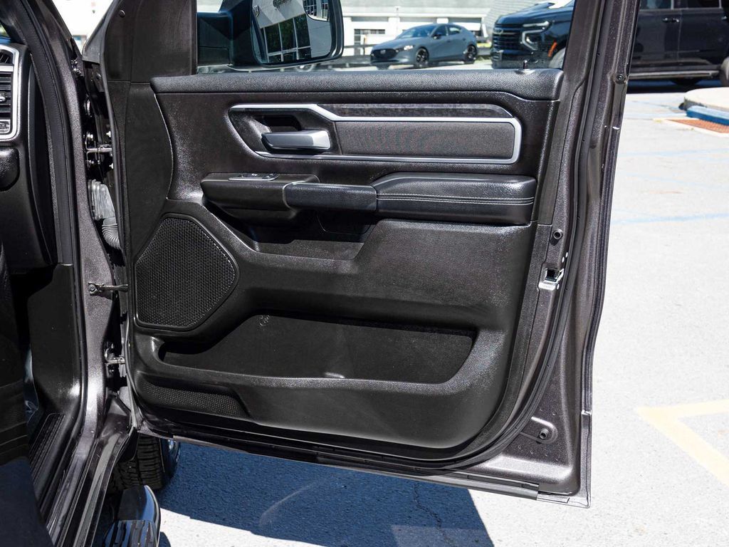 Used 2023 RAM 1500 Big Horn AWD/4WD image 13