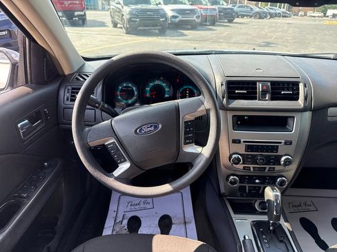 Used 2010 Ford Fusion SE FWD image 15