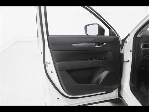 Certified 2025 MAZDA CX-5 AWD 2.5 S w/ Preferred Package image 4