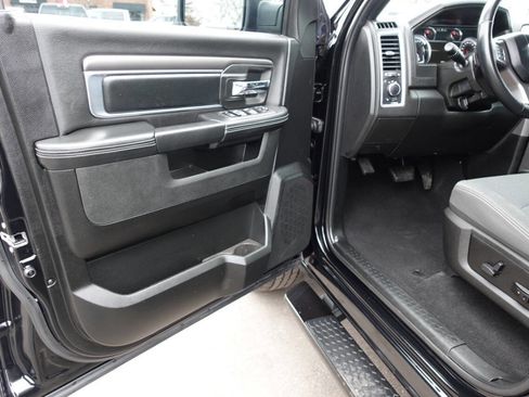 Used 2023 RAM 1500 Classic Warlock AWD/4WD image 15