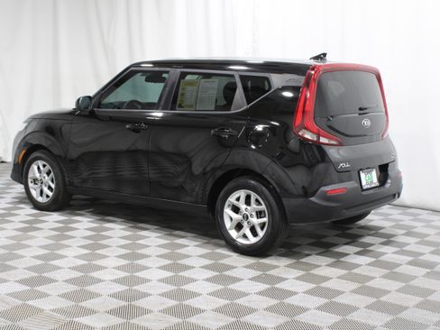 Used 2020 Kia Soul S FWD image 30