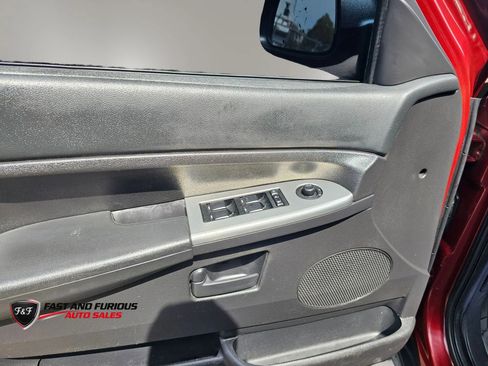 Used 2008 Jeep Grand Cherokee Laredo AWD/4WD image 30