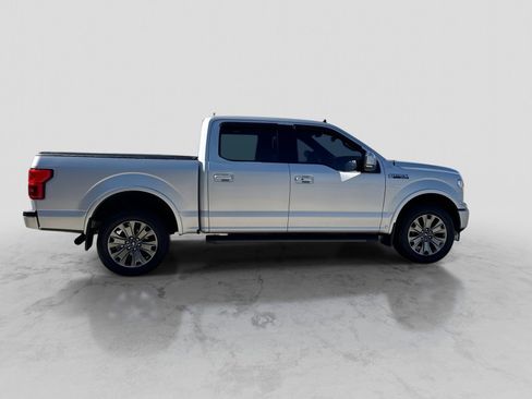Used 2019 Ford F150 Lariat w/ Equipment Group 502A Luxury AWD/4WD image 9