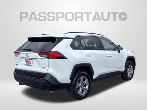 Used 2025 Toyota RAV4 XLE AWD/4WD image 8