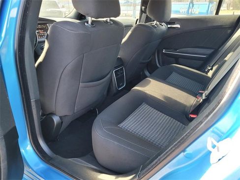 Used 2023 Dodge Charger SXT image 3
