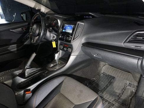 Used 2019 Subaru Crosstrek 2.0i Premium AWD/4WD image 18