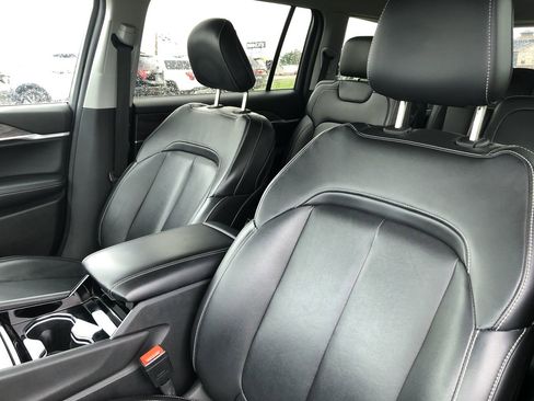 Used 2022 Jeep Grand Cherokee L Limited image 15