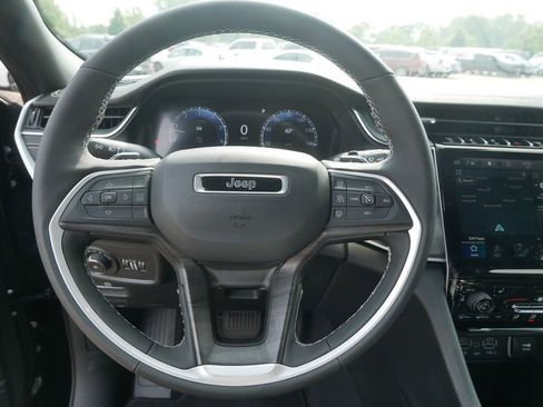 New 2025 Jeep Grand Cherokee Limited w/ Trailer Tow Package image 48