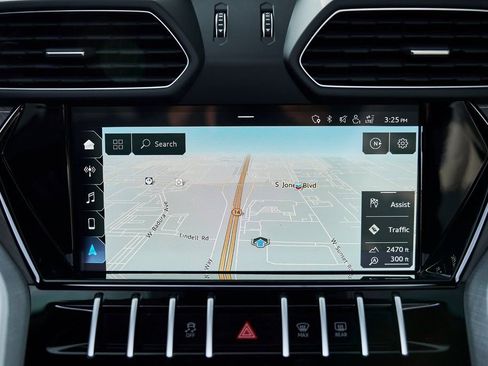 Used 2021 Lamborghini Urus image 70