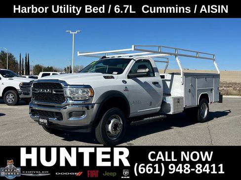 Used 2020 RAM 4500 Tradesman RWD image 2