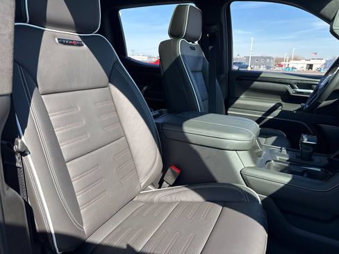 New 2026 GMC Sierra 1500 AT4X AWD/4WD image 40