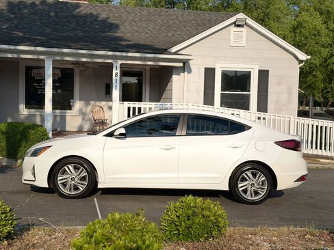 Used 2020 Hyundai Elantra Value Edition w/ Cargo Package (C1) FWD image 3