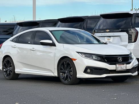 Used 2021 Honda Civic Sport image 2