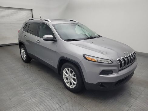 Used 2016 Jeep Cherokee Latitude w/ Safety/Convenience Group FWD image 13
