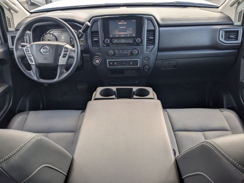 Used 2021 Nissan Titan S w/ S Utility Package image 15