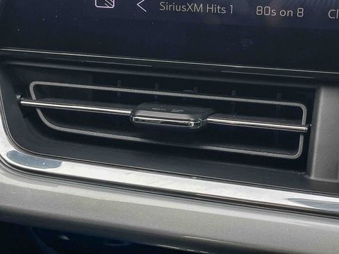 Certified 2025 Chevrolet Trax LT w/ LT Convenience Package image 24