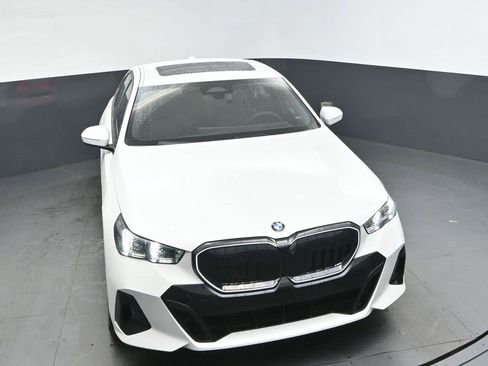 New 2026 BMW 530i 530i w/ M Sport Package image 37