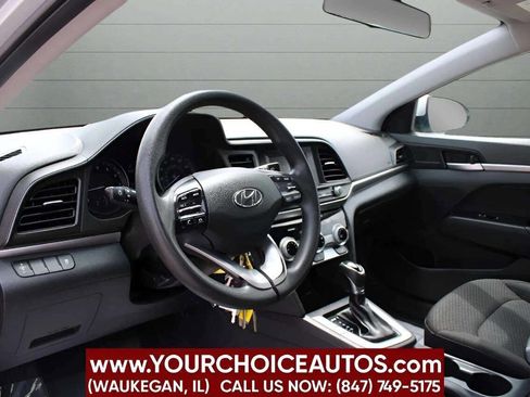 Used 2019 Hyundai Elantra SE w/ Cargo Package image 20