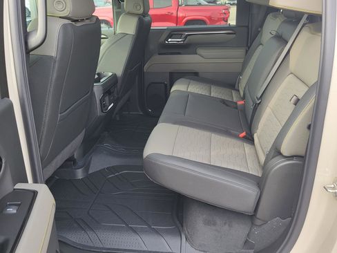 New 2026 Chevrolet Silverado 2500 ZR2 AWD/4WD image 12