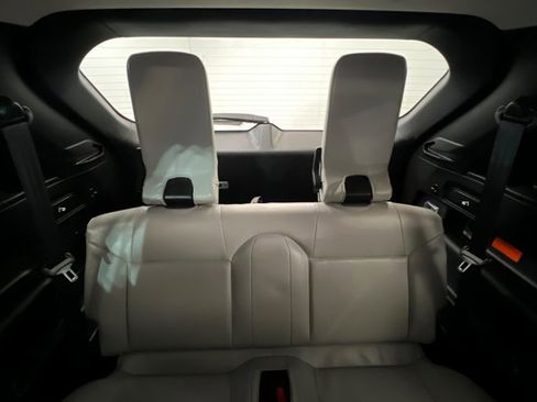 Used 2024 Mitsubishi Outlander 4WD Plug-In Hybrid image 22