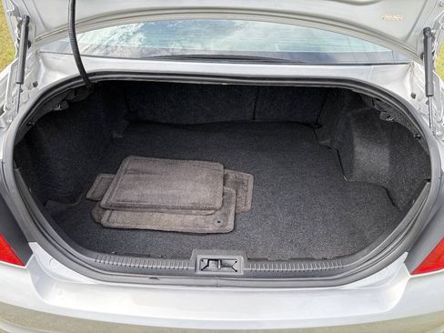 Used 2010 Ford Fusion SE FWD image 8