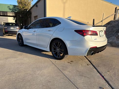 Used 2019 Acura TLX w/ Technology & A-SPEC Pkg image 3